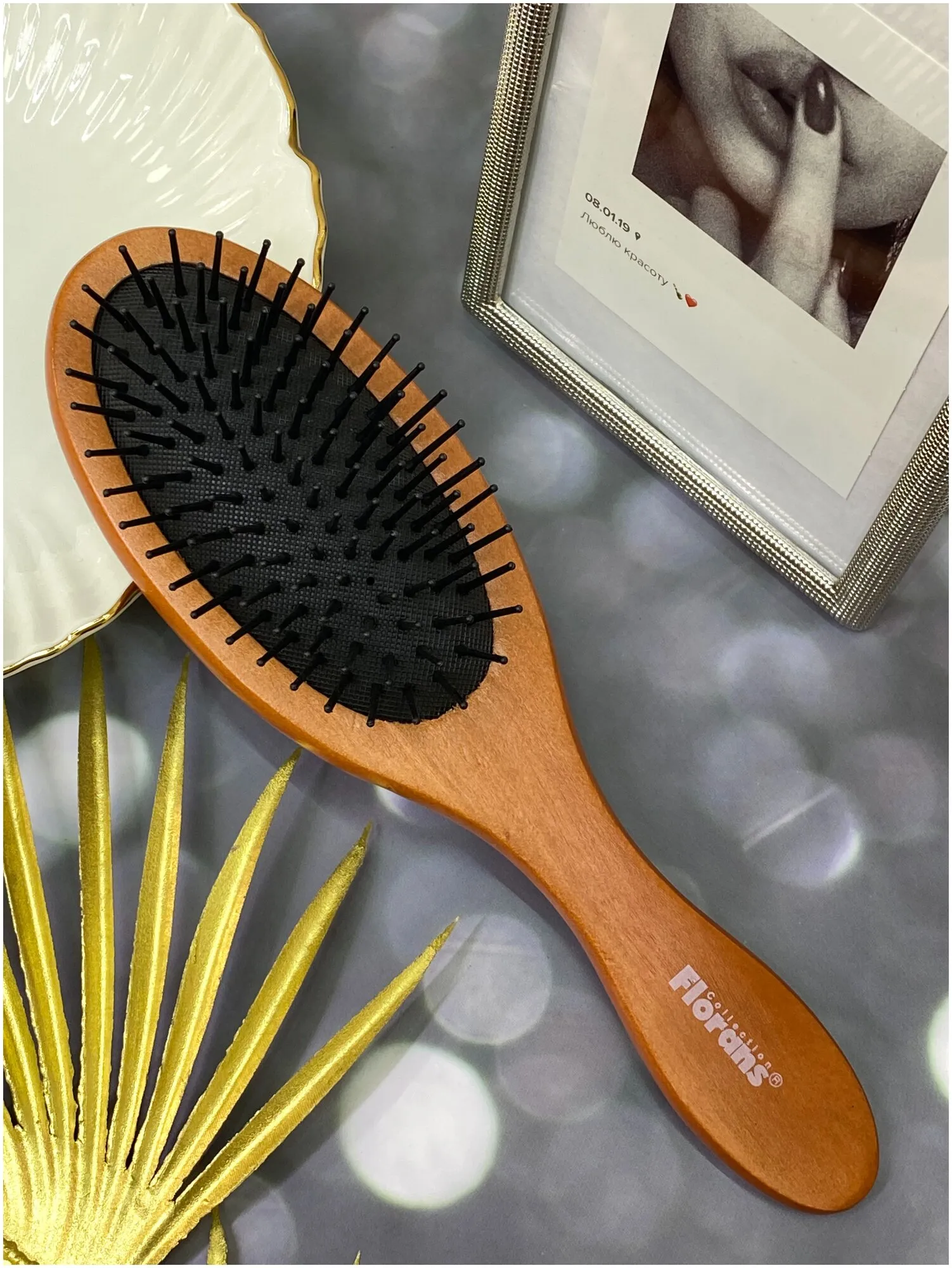 3132W RIVALDY Nature Paddle massage brush /Расческа-щетка для волос из дерева